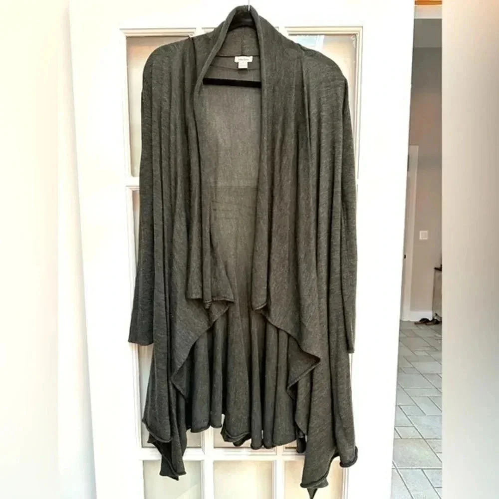 Neiman Marcus | Grey Merino Wool Blend Open Front Cardigan Size Medium M